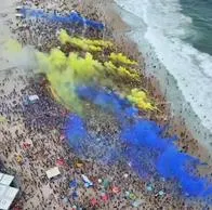 Hinchas de Boca Juniors hicieron banderazo en Río de Janeiro previo a la final de la Copa Libertadores.