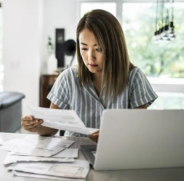 ¿Cuándo debe su empresa en Colombia empezar a pagar la prima de servicios de fin de año?