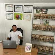 De la correccional a crear empresa : La inspiradora historia de Juan David emprendedor de Siloé