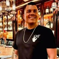 El cantante de música popular Alzate da declaraciones de su robo este fin de semana en l artista de música popular contó detalles de su atraco en carreteras del país en el programa Buen día, Colombia. 