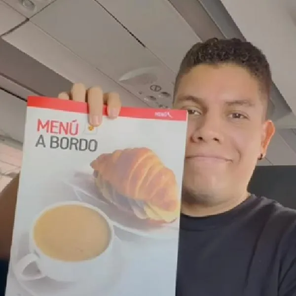 'Influencer' tomó vuelo en Avianca y se sorprendió con precios por las nubes de la comida.