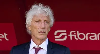 José Pékerman podría llegar a Boca Juniors por pedido de Riquelme.