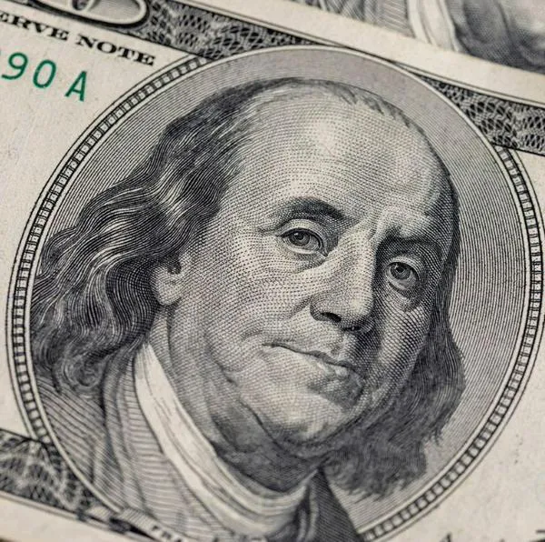 Precio del dólar hoy 8 de noviembre subió, a la espera de dato de inflación