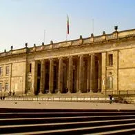 La 'Ley de marcas' fue aprobada en el Congreso y los gobernantes elegidos ya no podrán poner su eslogan cuando inicien su mandato.