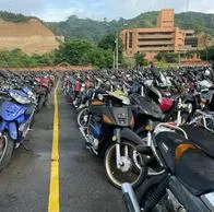 En Bucaramanga un hombre lleva 22 años pagando impuestos vehiculares sin tener carro. Se lo inmovilizaron en 2001 y aun no sabe qué pasó con el carro.