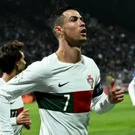 Cristiano Ronaldo compró periódico que lo criticaba en Portugal