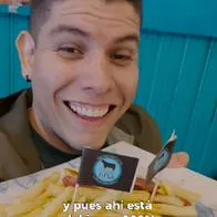 'Influencer' costeño compró salchipapa de 20.000 pesos en Bogotá y quedó desilusionado