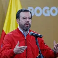 Carlos Fernando Galán, alcalde electo de Bogotá, celebró la liberación de Luis Manuel Díaz, padre del jugador Luis Díaz y le hizo pedido a Eln.