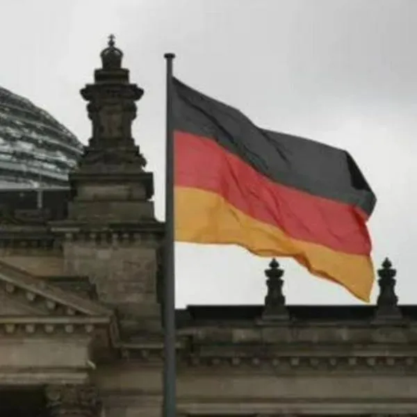 Foto de bandera de Alemania, a propósito de ofertas de empleo allí del Sena