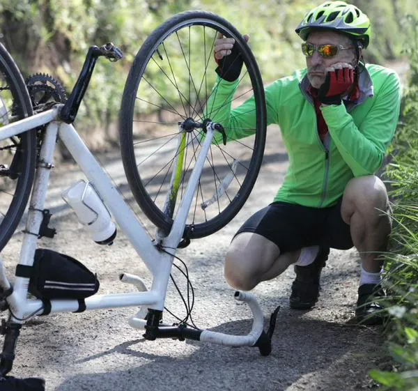 Cómo poner la cadena de la bicicleta en su lugar adecuadamente: paso a paso para arreglarla de manera muy fácil y rápido.