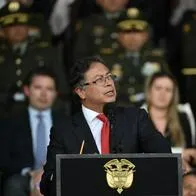 Gustavo Petro, presidente de Colombia, denunció que varios generales del Ejercito fueron comprados por las disidencias de Iván Mordisco en Cauca. 