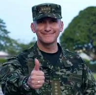 General Luis Mauricio Ospina, comandante del Ejército, que ordenó seguimiento a profesor de su esposa.