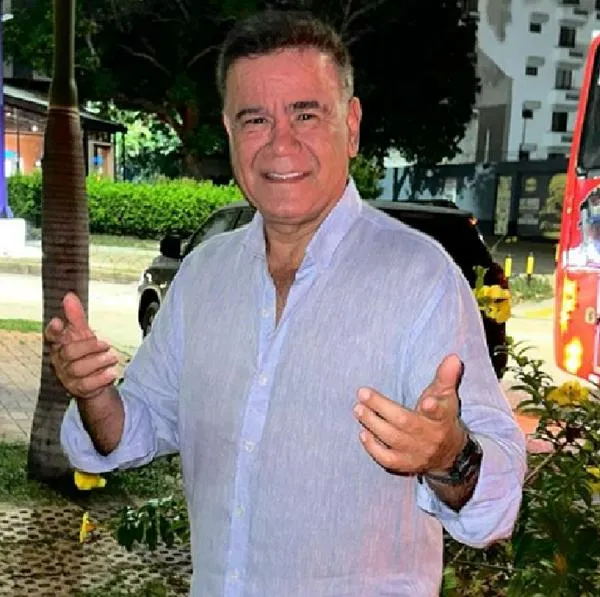 Iván Villazón frenó en seco por imprevisto en una vía; se le derrumbó plan que llevaba.