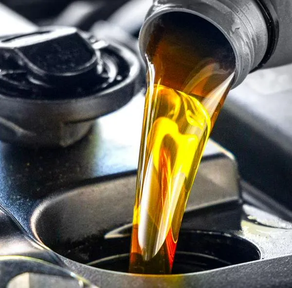 Pulzo responde cada cuánto se debe cambiar el aceite de un carro, cuánto vale cambiar el aceite de un vehículo y que pasa si no se hace el cambio.