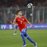 Chile desconvocó a uno de sus futbolistas por denuncias de violencia intrafamiliar.