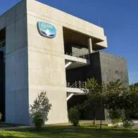 Foto de fábrica de Alpina, a propósito de ofertas de empleo que ofrece