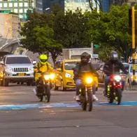 Conductores de motos y carros en Bogotá, estas son las tres infracciones más comunes por las que imponen comparendos; evite una multa costosa.