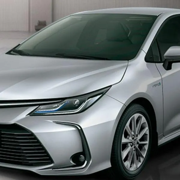 Estos son los tres carros híbridos más baratos de Toyota, Kia y Mazda, los cuales se consiguen por poco menos de 150 millones en Colombia.