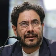 Iván Cepeda retiró el proyecto de ley que pretendía volver delito obstruir la paz del presidente Gustavo Petro en Colombia, pero advirtió que lo ajustará.