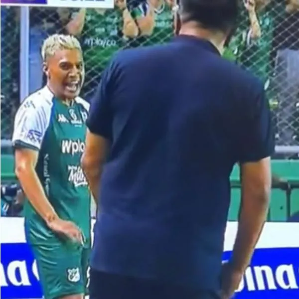 Pelea entre Teófilo Gutiérrez y César Farías, de la que el futbolista habló y dijo que fue jocoso, pero todo quedó en la cancha.