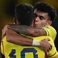 Foto de Luis Díaz con James Rodríguez, en nota de que el guajiro habló sobre Selección Colombia con mensaje para críticos y el cucuteño lo respaldó