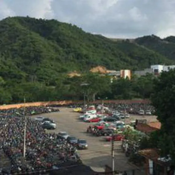 Abren investigación por desaparición de 3000 vehículos en patios de Bucaramanga