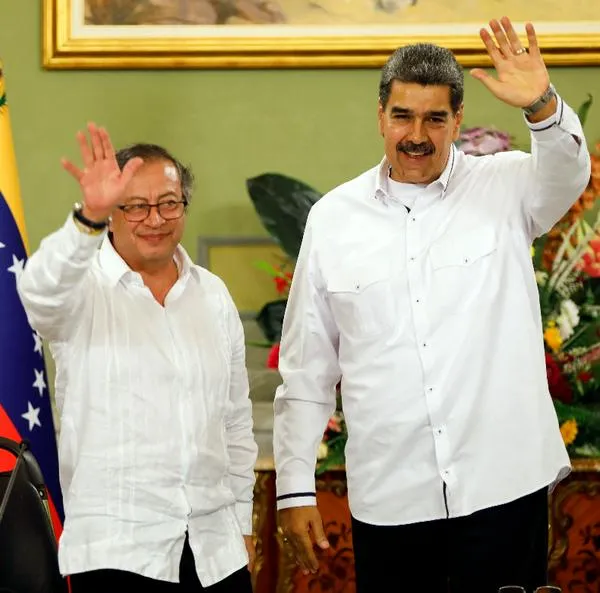 A Gustavo Petro le recuerdan que se oponía a explorar petróleo con Venezuela, cuando era candidato presidencial. Ahora anunció alianza de Ecopetrol. 