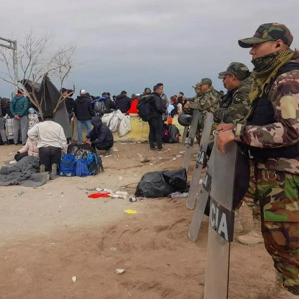 Chile anunció medidas para agilizar expulsión de migrantes indocumentados que delinquen.