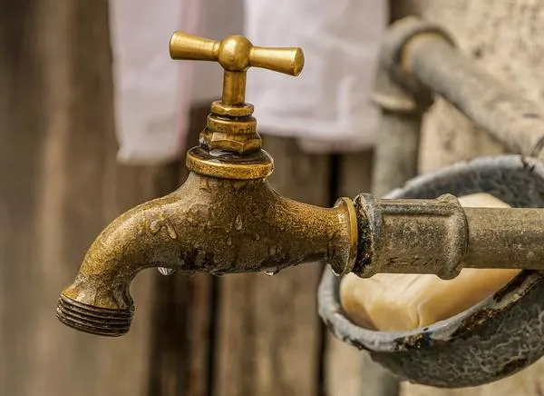 ¡Aliste el balde! Cuatro barrios de Cali se quedarán sin agua este martes