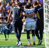 Linda Caicedo estará fuera de las canchas hasta inicios de 2024, según prensa española por la lesión que sufrió en el clásico contra el Barcelona.