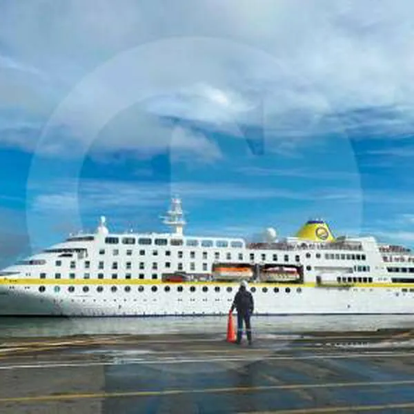 El sector turístico de Buenaventura está de fiesta y todo por la llegada del primer crucero a su tierra. Hecho histórico en el puerto colombiano.