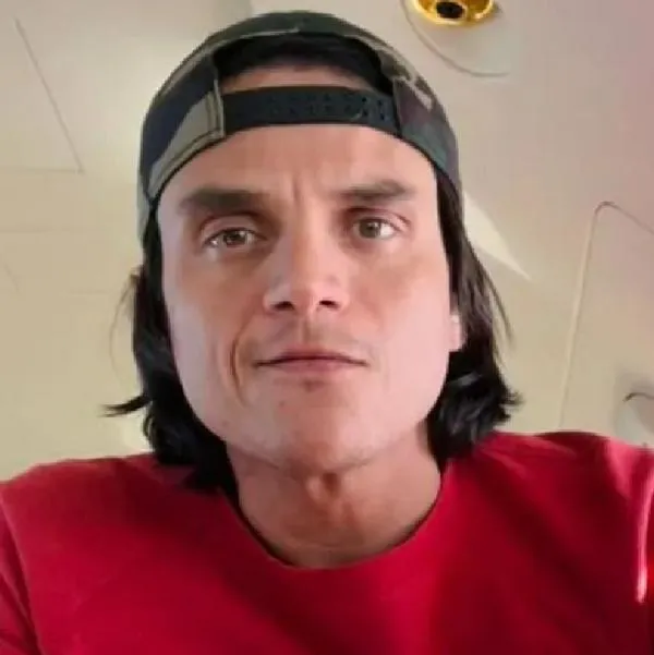 Silvestre Dangond estalló contra quienes viven fastidiándolo en redes, y apeló a la grosería.