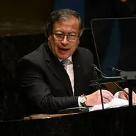 Gustavo Petro anunció cuáles salarios no subirán en Colombia para 2024 y por qué