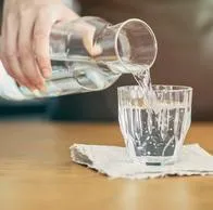 Pros y contras de hacer ayuno de agua: efectos que podría generar en el cuerpo