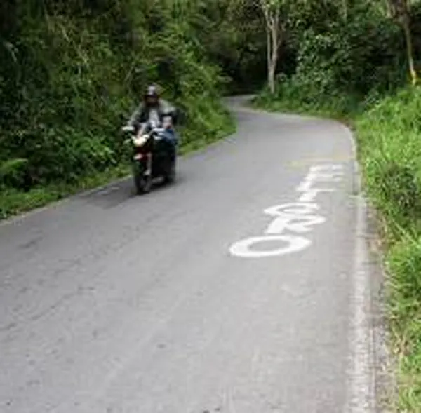 En Quindío, la Policía informó sobre el hallazgo de un cuerpo envuelto entre bolsas plásticas y costales. Acá, los detalles.
