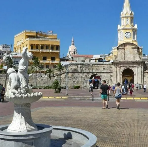 Agencia de viajes estafó a 38 familias de Soacha con promesa para ir a Cartagena. El plan era dirigido principalmente a estudiantes de un colegio.  