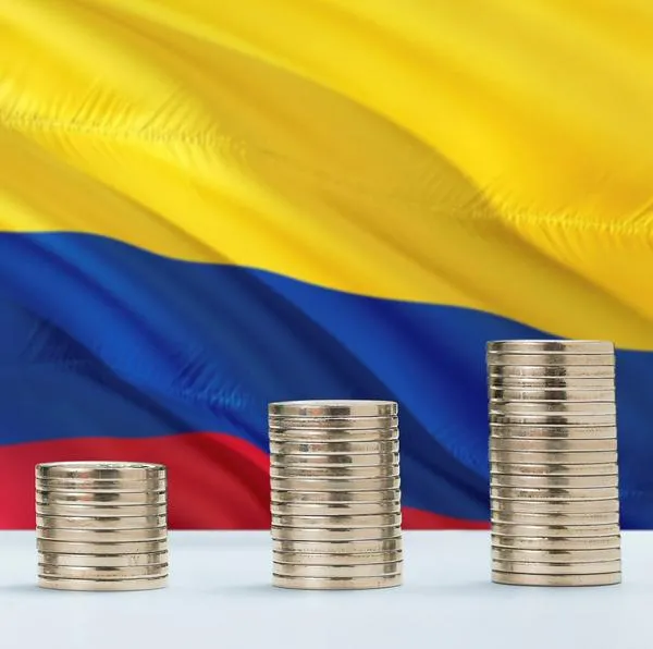 Salario mínimo 2024 en Colombia podría pasar del 10 % y pasaría de 1'250.000 pesos, como lo piden los trabajadores.
