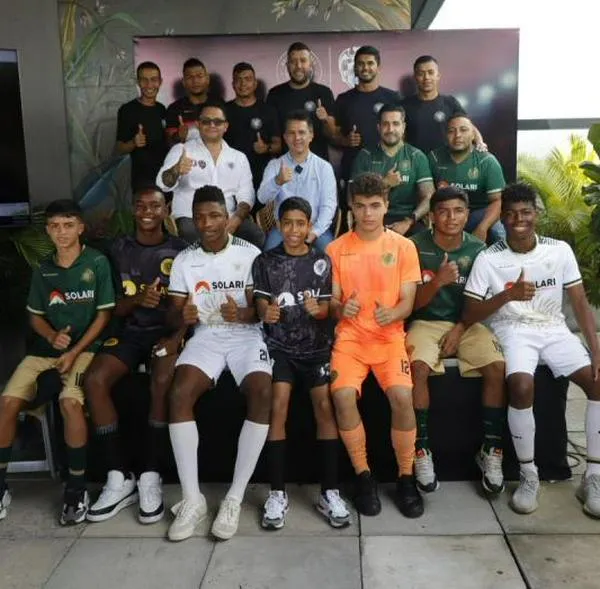 Club de fútbol de Ibagué firmó convenio con un equipo de España para hacer intercambios.