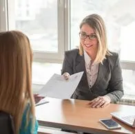 8 trabajos sin experiencia a los que puede aplicar en Bogotá: pasos y requisitos.