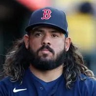 Video: el beisbolita colombiano Jorge Alfaro recibió un fortísimo pelotazo en el rostro.