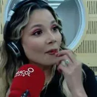 Melissa Martínez abrió dudas sobre noviazgo por gesto al aire; le dijeron que no se case