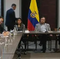 El presidente Gustavo Petro y la ex jefa de gabinete Laura Sarabia, una de las señaladas de desacato por la Corte Constitucional.