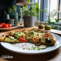 Paso a paso para preparar pizza vegetariana en sartén.