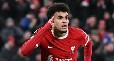Luis Díaz marcó en la victoria parcial del Liverpool en Europa League.