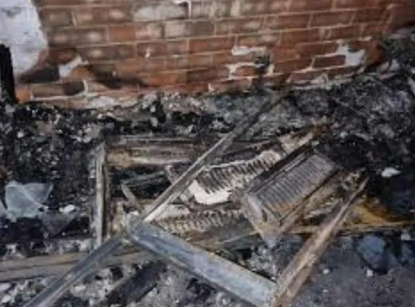 Grave incendio deja a familia ibaguereña en ruina y sin casa: pólvora sería la culpable 