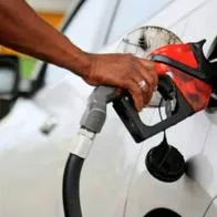 Gasolina en Colombia para enero de 2024 subirá confirmo el Gobierno Nacional desde Dubái. El Ministerio de Hacienda había congelado el precio en diciembre.