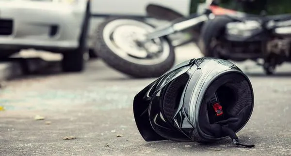 Foto de accidente en vía Bogotá-Funza en el que murió motociclista arrollado por tractocamión
