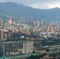 Pico y placa en Medellín este lunes 4 de diciembre: qué vehículos no salen hoy