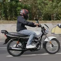 Foto de motos Boxer, una de las más baratas de Colombia