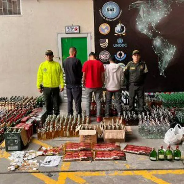 Incautan 5.000 botellas de licor en Los Mártires de Bogotá, la mercancía estaba avaluada en $ 5.000 millones.
